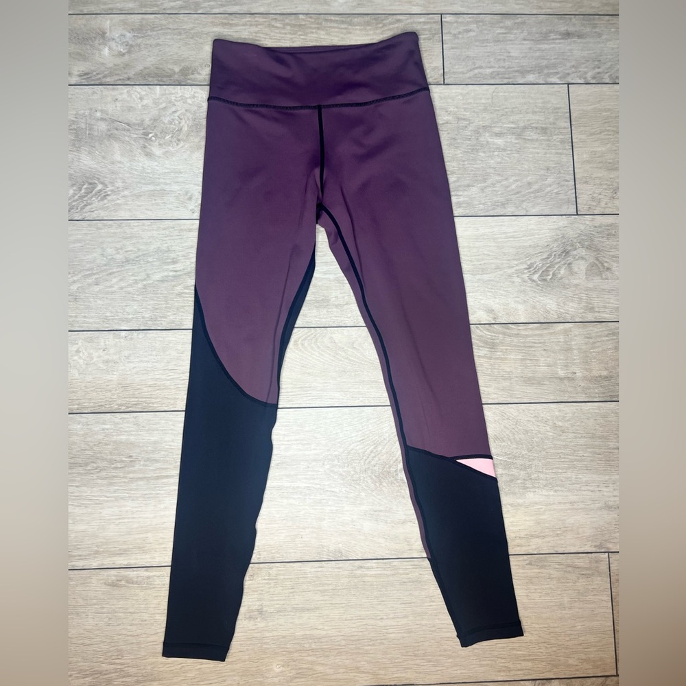ZYIA light n tight highrise leggings 28” size 6/8
